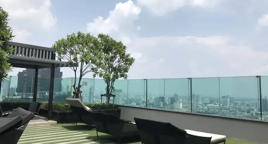 For sale 2 Beds condo in Sathon, Bangkok