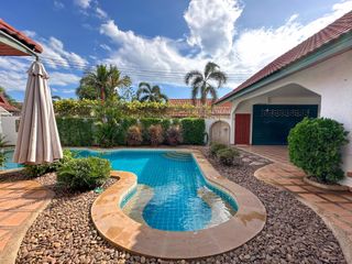 For rent and for sale 3 bed house in Bang Lamung, Chonburi