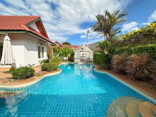 For rent and for sale 3 bed house in Bang Lamung, Chonburi