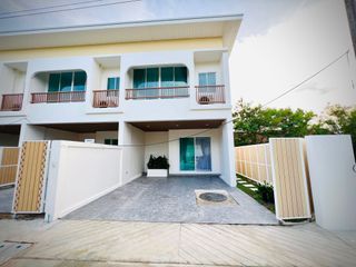 For sale 2 bed townhouse in Thalang, Phuket