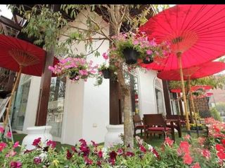 For sale 4 bed hotel in Mueang Chiang Mai, Chiang Mai