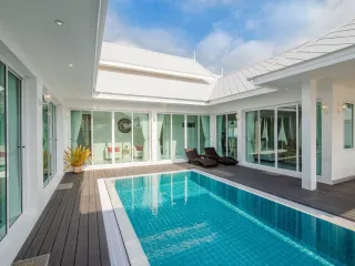 For rent 4 bed villa in Hua Hin, Prachuap Khiri Khan