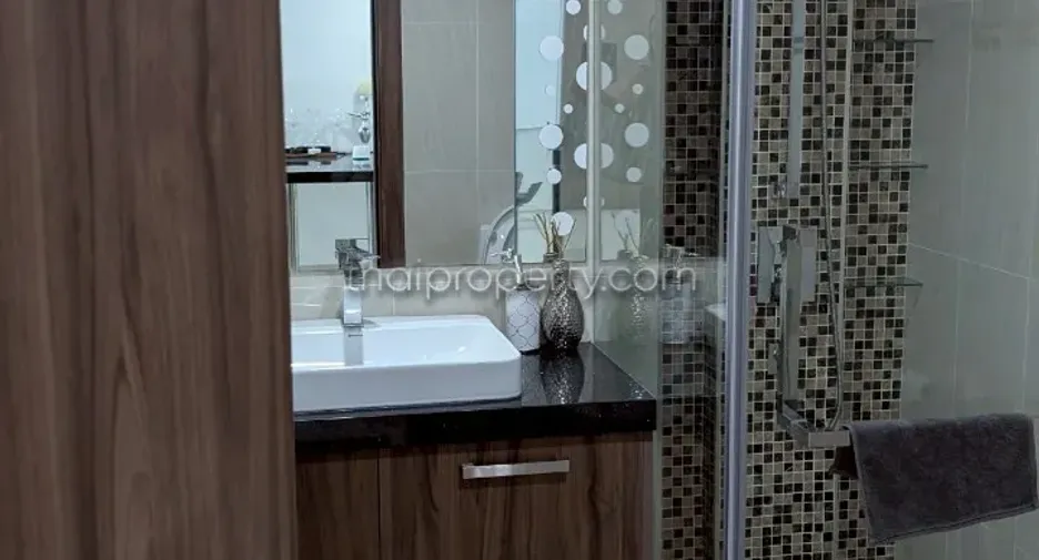 For rent 2 bedrooms condo in Bang Lamung, Chonburi