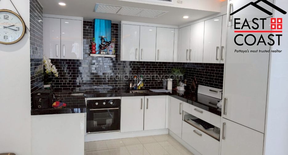 For rent 2 bedrooms condo in Bang Lamung, Chonburi