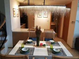 Wohnung zur Miete und zum Kauf mit 2 Zimmer in Sathon, Bangkok
