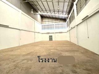 For rent warehouse in Mueang Samut Sakhon, Samut Sakhon