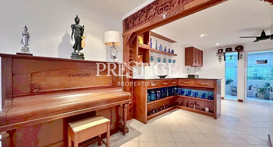 For sale 3 bedrooms house in Bang Lamung, Chonburi