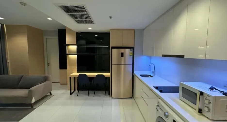 For sale 2 Beds condo in Sathon, Bangkok