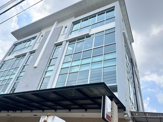 For sale 10 bed townhouse in Bueng Kum, Bangkok