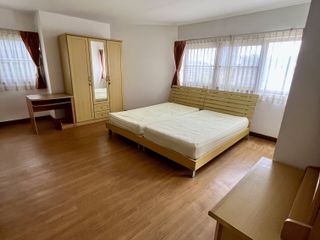 For sale 2 bed condo in Si Racha, Chonburi