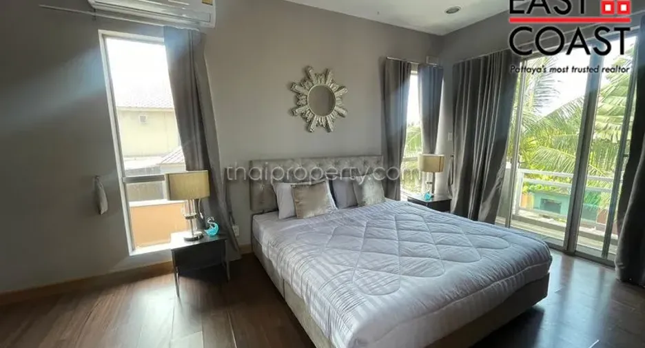 For rent 4 bedrooms house in Bang Lamung, Chonburi