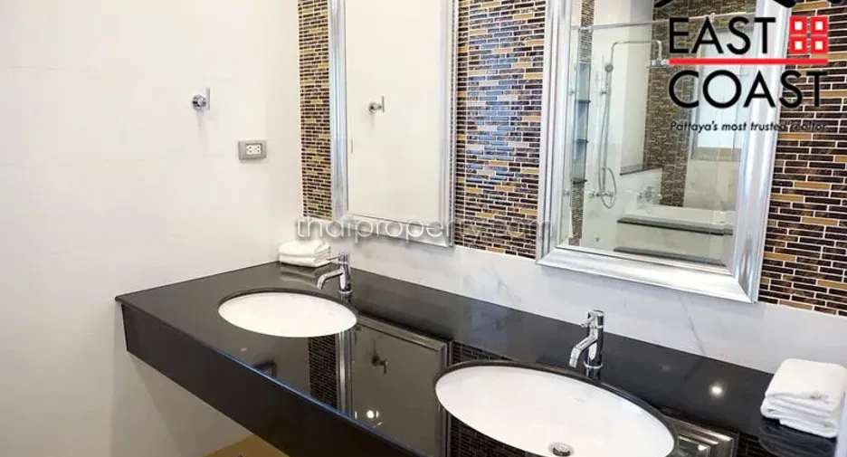 For rent 4 bedrooms house in Bang Lamung, Chonburi