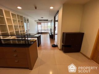 For sale 1 bed condo in Phaya Thai, Bangkok