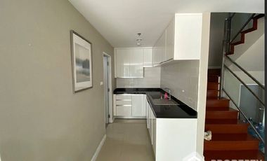 For rent 5 bed condo in Huai Khwang, Bangkok