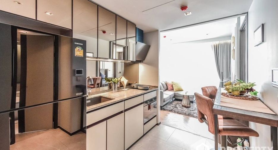 For rent and for sale 1 bed condo in Watthana, Bangkok