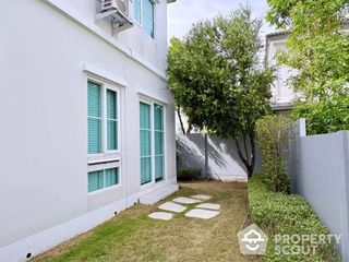 For rent 2 bed townhouse in Prawet, Bangkok