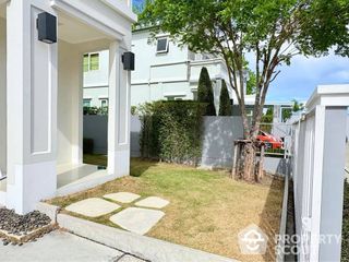 For rent 2 bed townhouse in Prawet, Bangkok
