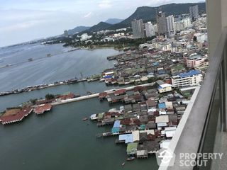 For sale 2 bed condo in Si Racha, Chonburi