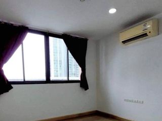For sale 2 Beds condo in Khlong San, Bangkok