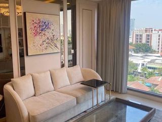 For sale 2 bed condo in Phaya Thai, Bangkok