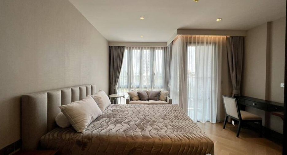 For rent and for sale 1 bed condo in Watthana, Bangkok