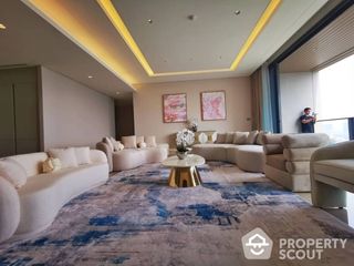 For rent そして for sale 5 Beds condo in Pathum Wan, Bangkok