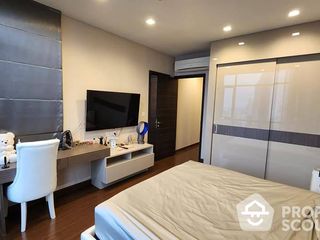 For rent and for sale 2 bed condo in Huai Khwang, Bangkok