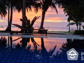 For sale 2 bed condo in Si Racha, Chonburi