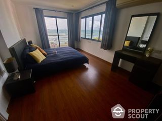 For sale 2 bed condo in Si Racha, Chonburi