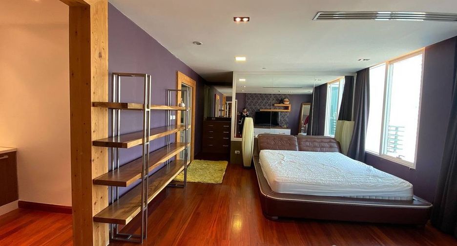 For rent and for sale 3 bed condo in Watthana, Bangkok