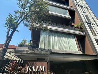 For sale 2 bed condo in Huai Khwang, Bangkok