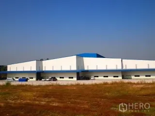 出租 仓库 在 Si Racha, Chon Buri