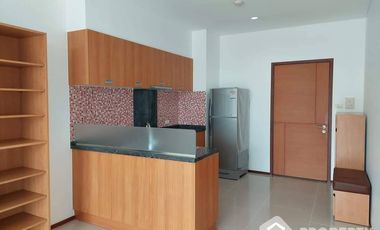 For sale 1 bed condo in Khlong San, Bangkok