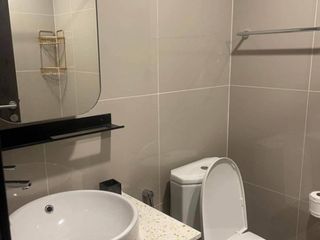 For sale 1 bed condo in Huai Khwang, Bangkok