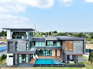 For Rent 4 Bedroom House In Bang Lamung, Chonburi