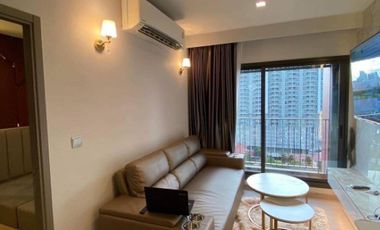 For sale 1 bed condo in Huai Khwang, Bangkok