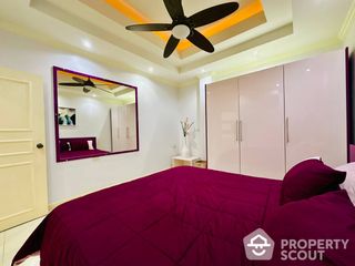 For sale 1 bed apartment in Pratumnak, Pattaya