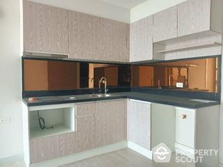 For sale 2 bed apartment in Watthana, Bangkok