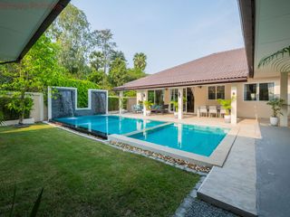 For sale 6 bed house in Bang Lamung, Chonburi