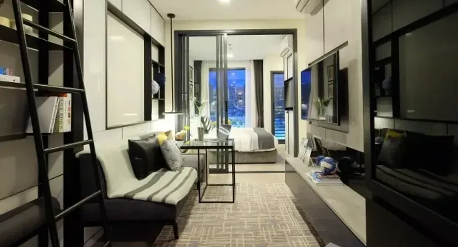 For sale studio condo in Phaya Thai, Bangkok