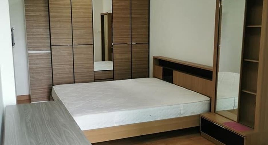 For sale 1 bed condo in Huai Khwang, Bangkok