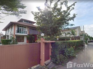 For sale 5 Beds house in Bang Khen, Bangkok