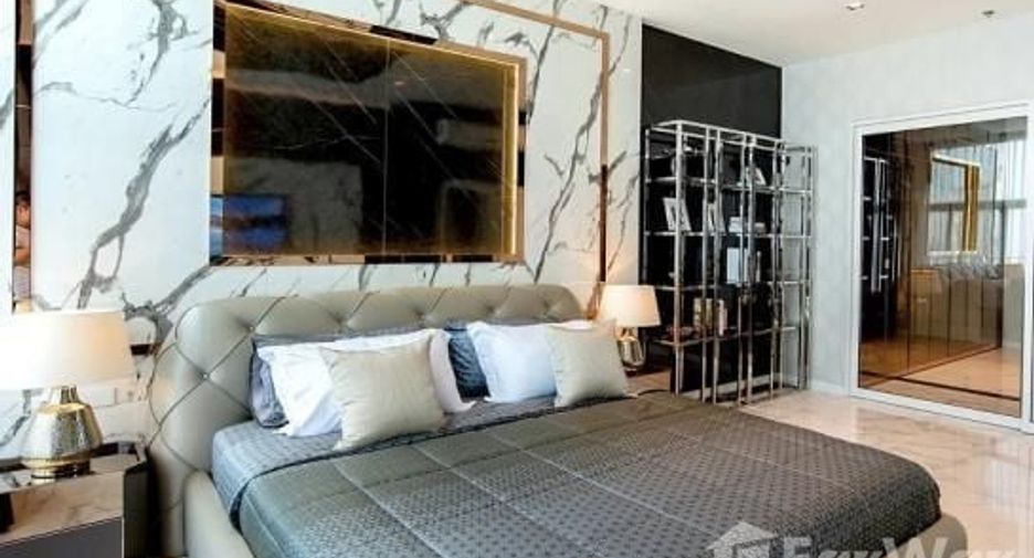For sale 2 bed condo in Huai Khwang, Bangkok
