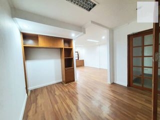 For sale 9 bed office in Bang Phlat, Bangkok