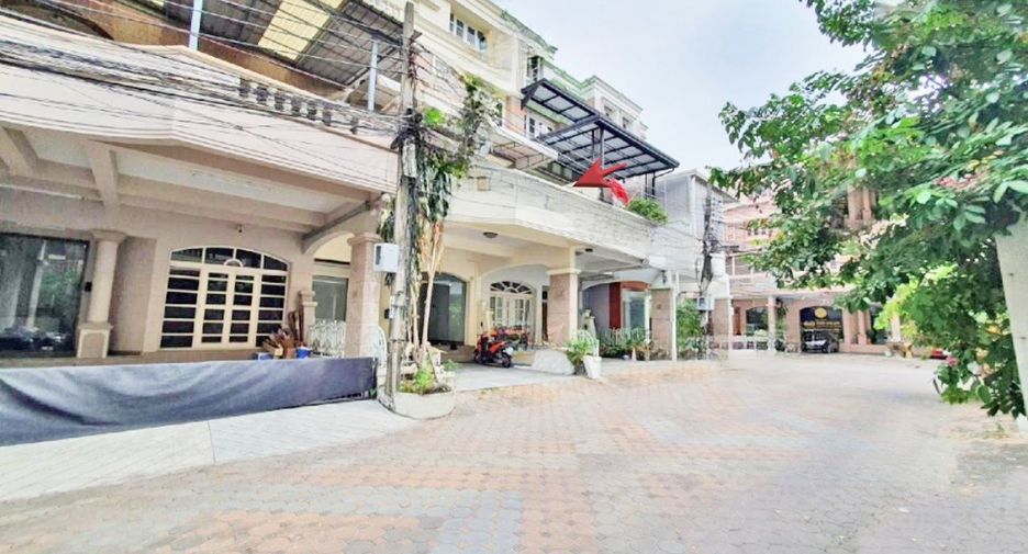For sale 9 bed office in Bang Phlat, Bangkok