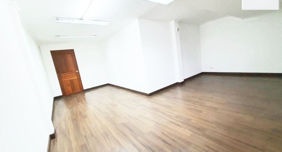 For sale 9 bed office in Bang Phlat, Bangkok