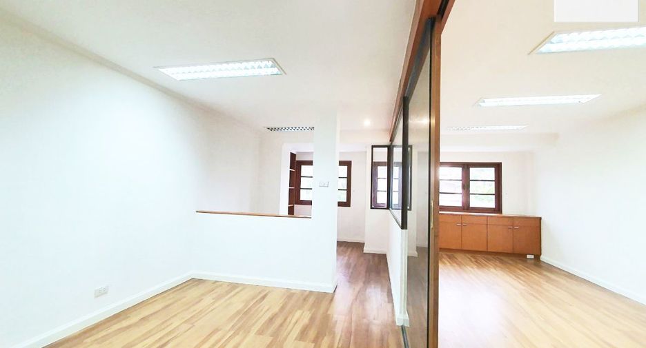 For sale 9 bed office in Bang Phlat, Bangkok