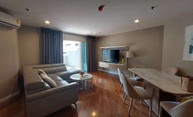 For rent 5 bed condo in Huai Khwang, Bangkok