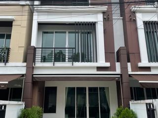 For sale 3 bed townhouse in Bueng Kum, Bangkok