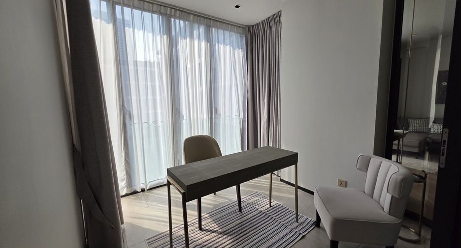 For rent 2 bed condo in Watthana, Bangkok